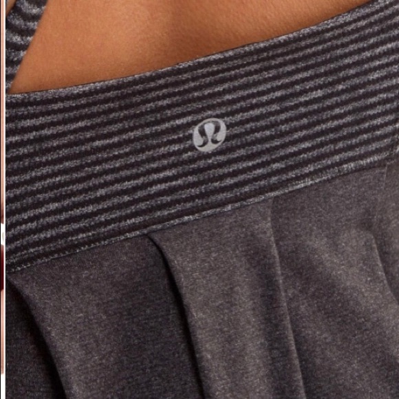 EUC Lululemon Power Technique tank size 6 - Picture 12 of 15